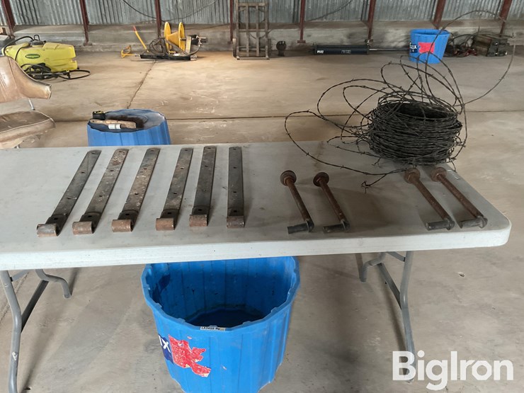 gate-hardware-image-2