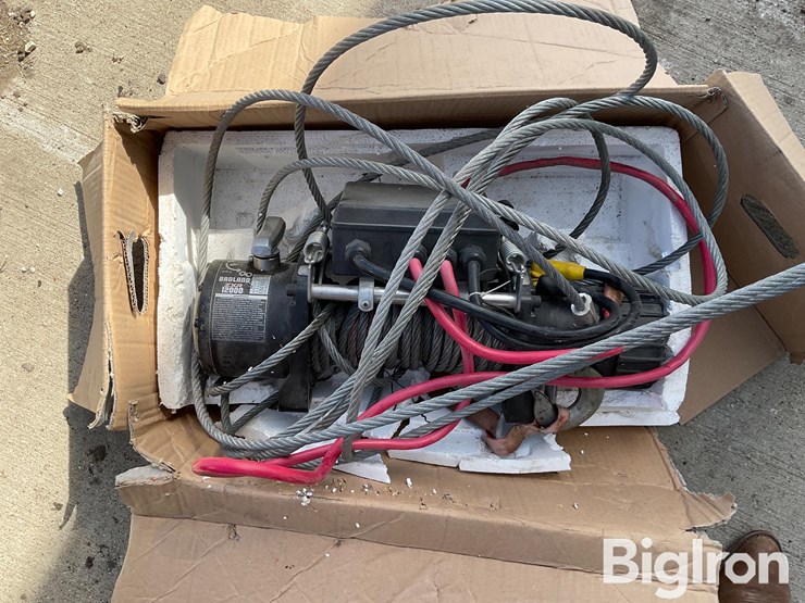 2013-finish-line-trailers-t/a-hydraulic-tilt-bed-trailer-image-16