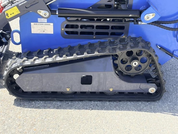 2026-zjg-zj-380-skid-steer-loader-image-8