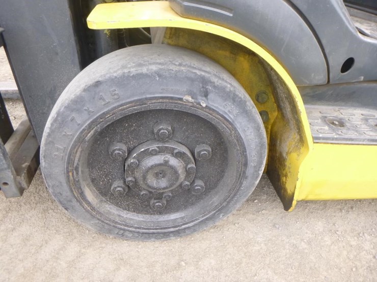 komatsu-fg25st-16-image-24