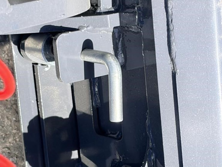 2026-zjg-zj-380-skid-steer-loader-image-6