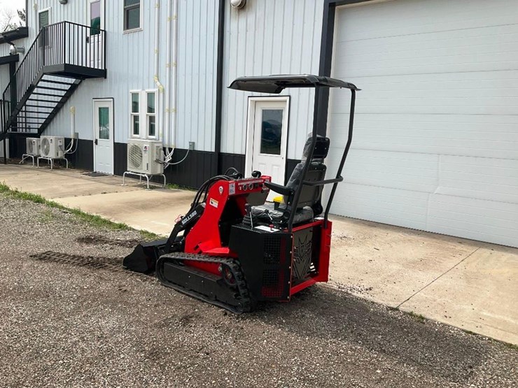 #1015-•-unused-sdll580-mini-skid-steer*---middlebury,-in-image-2
