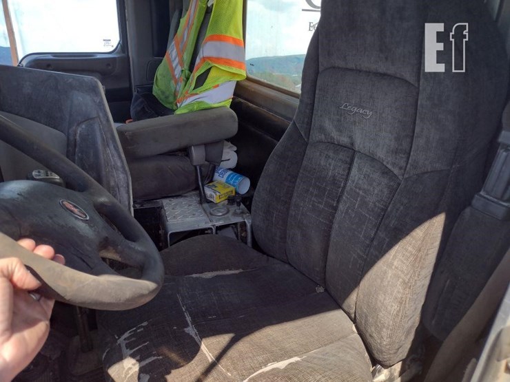 2008-kenworth-t800-image-14