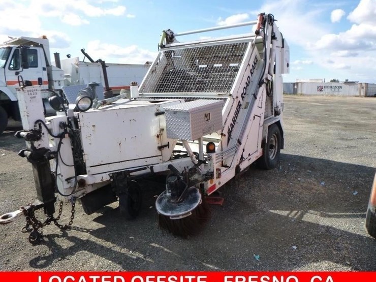 2004-barber-towable-road-rake-200-image-1