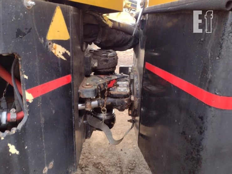 2006-caterpillar-cb-334e-image-15