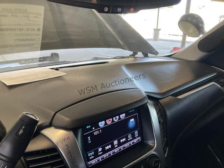 2018-chevrolet-tahoe-image-17