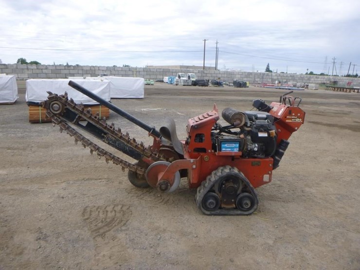 2011-ditch-witch-rt24-image-5