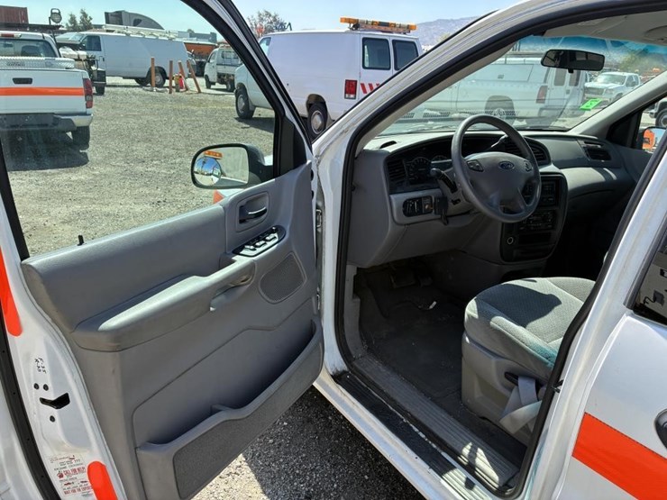 2003-ford-windstar-image-11