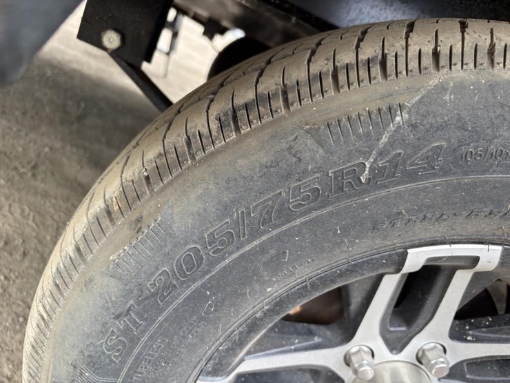 2020-premier-bl19fbpr20-travel-trailer-image-19