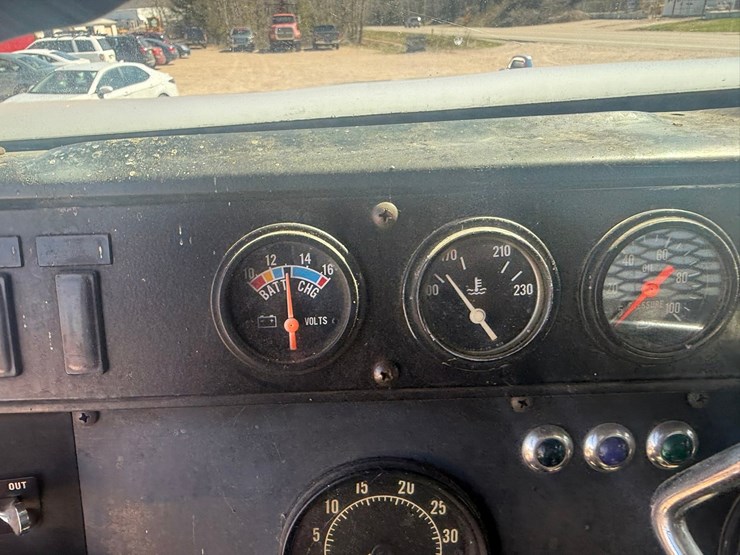 #1119-•-1990-international-navistar-paystar-5000-26'-flat-bed-truck-image-67