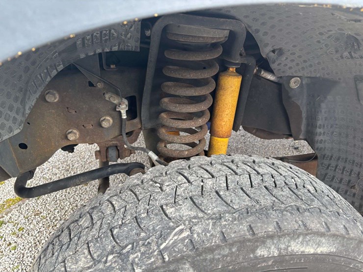 2008-ford-f550-image-25