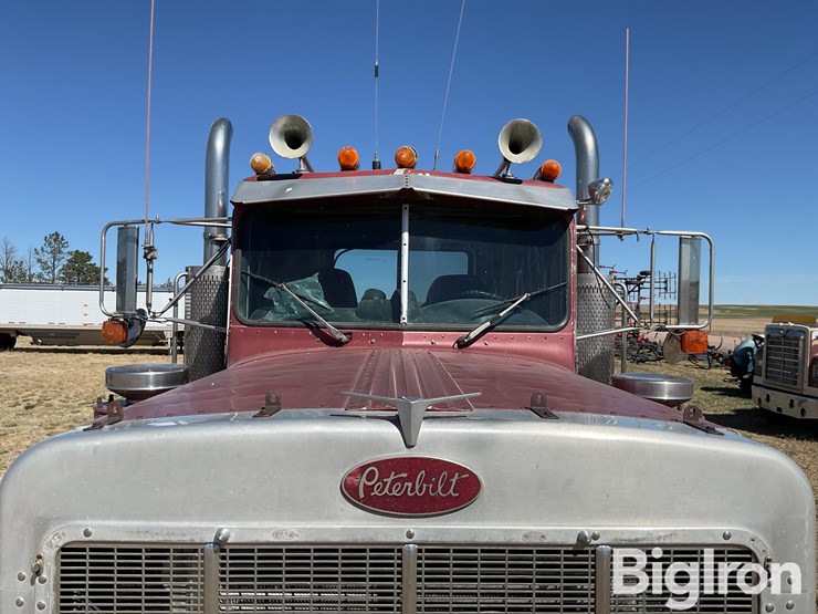 1987-peterbilt-359-image-10