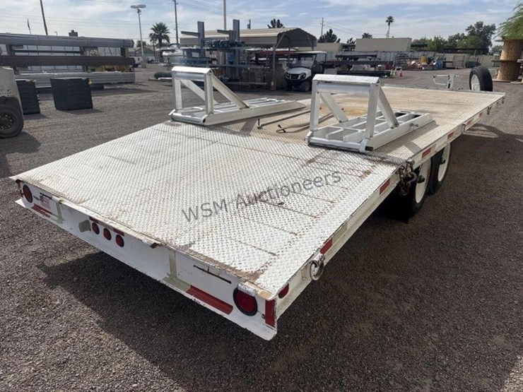 2010-f/b-trailer-image-8