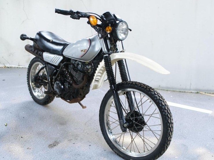 1981-yamaha-xt250-motorcycle-image-2