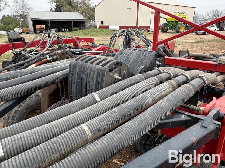 2016-case-ih-2016-image-17