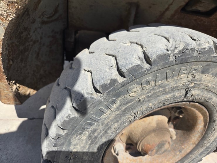 komatsu-fg25t-11-image-50