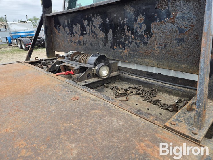 2005-ford-f650-xl-image-12