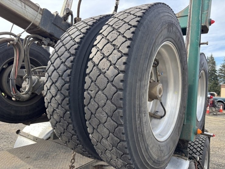 2019-kenworth-t880-image-42