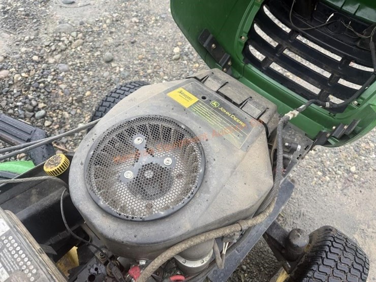 john-deere-x300-image-12