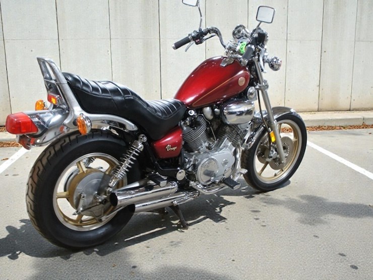 1985-yamaha-xv700-virago-motorcycle-image-3