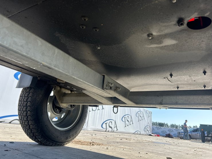 2023-massey-ferguson-8-image-12