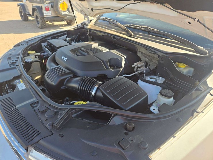 2014-dodge-durango-image-19