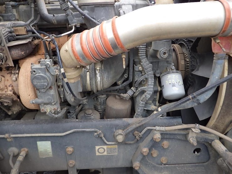 2017-kenworth-t800-image-56