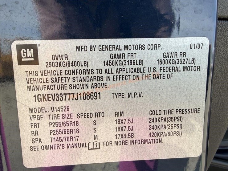 2016-gmc-acadia-slt-image-14