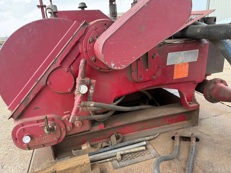 caterpillar-c9-image-9