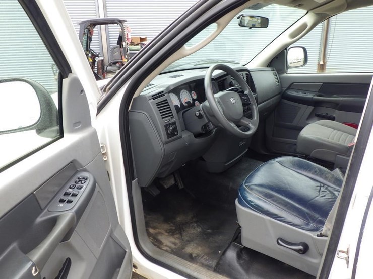 2007-dodge-ram-1500-image-5