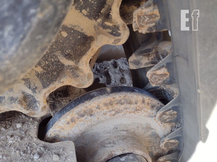 bobcat-t870-image-14