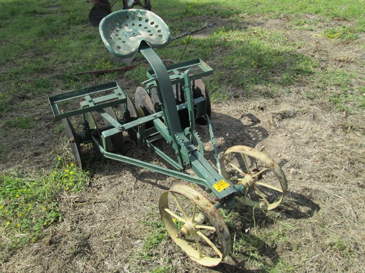 #36762-•-42"-horse-drawn-disk-image-2