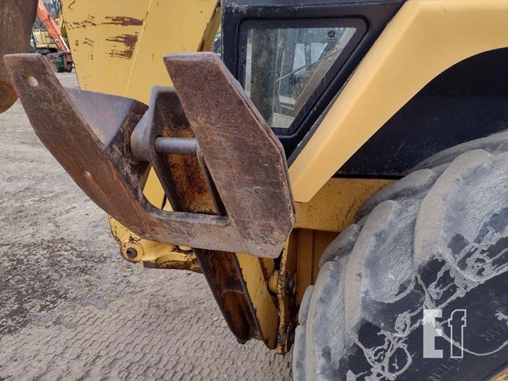 1995-deere-300d-image-30