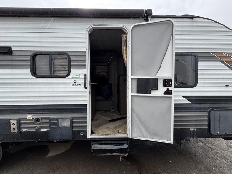 2020-wildwood-wdt282qbxl-ca-travel-trailer-image-24