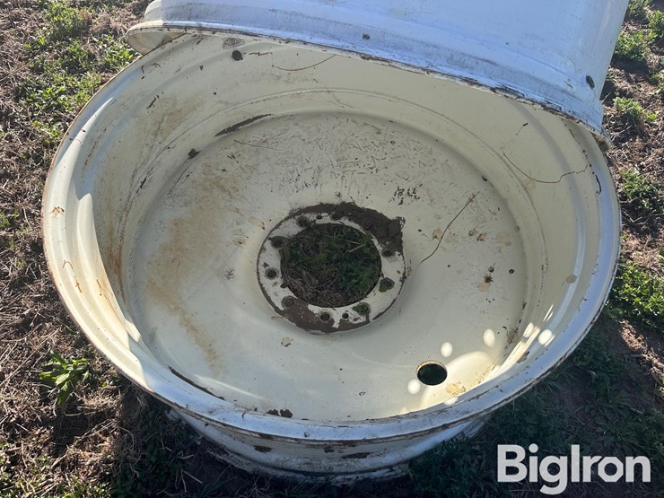 new-holland-t7040-image-6