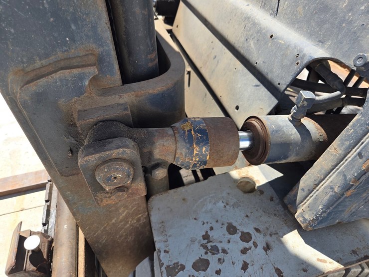 komatsu-fg25t-11-image-15