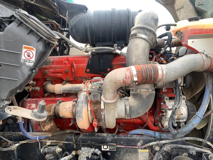 2010-kenworth-t660-image-10