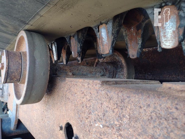 2009-morooka-mst3000vd-image-23