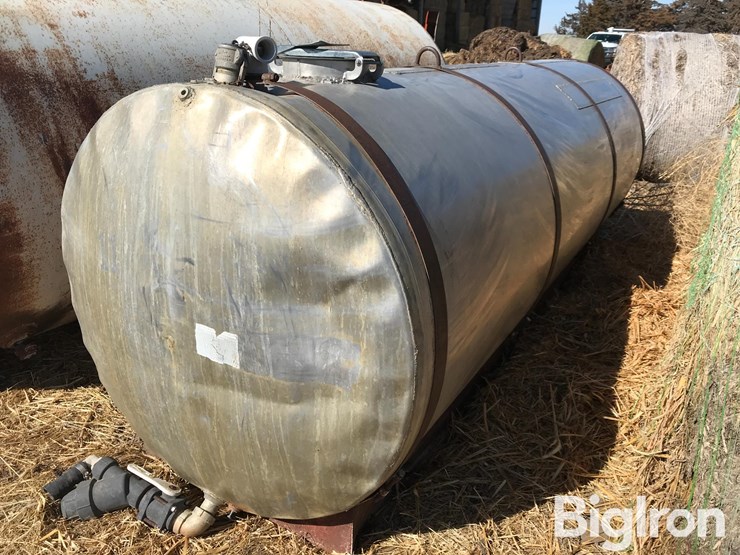 1000-gallon-aluminum-water-tank-image-1