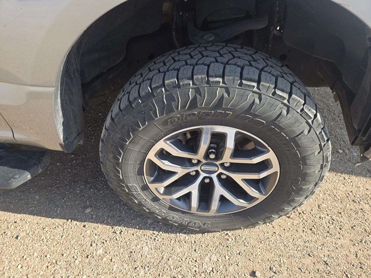 2020-ford-f150-image-7
