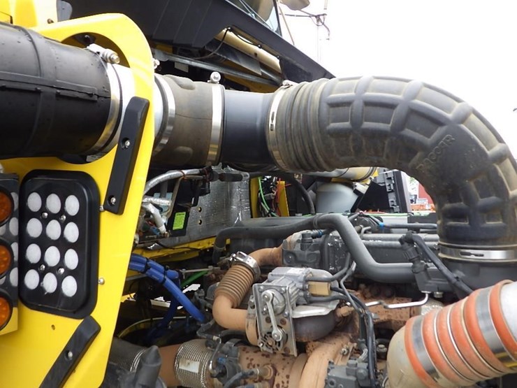 2016-kenworth-w900-image-59