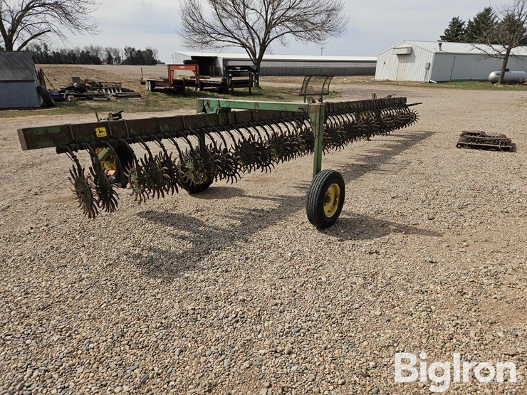 john-deere-400-image-5