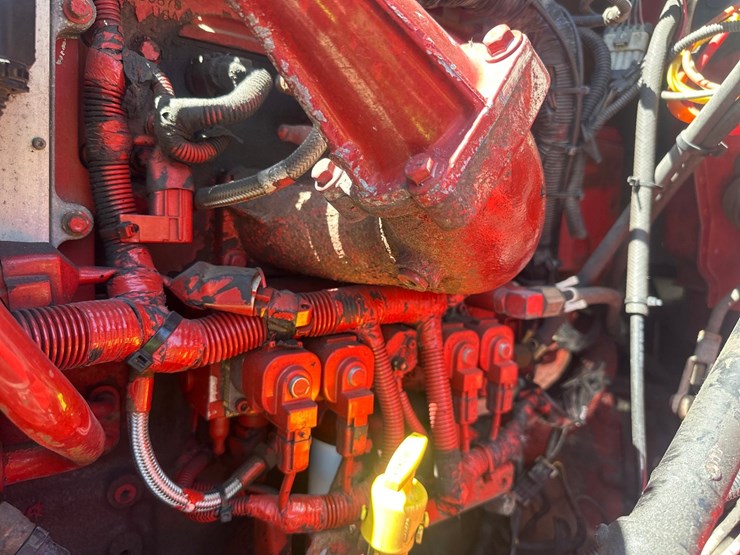 2004-massey-ferguson-8-image-44