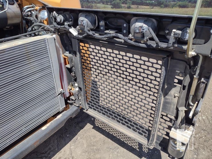 2022-case-sr160b-image-23