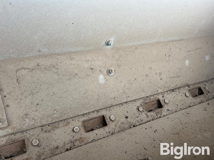 crustbuster-dd49x8-grain-drill-image-13