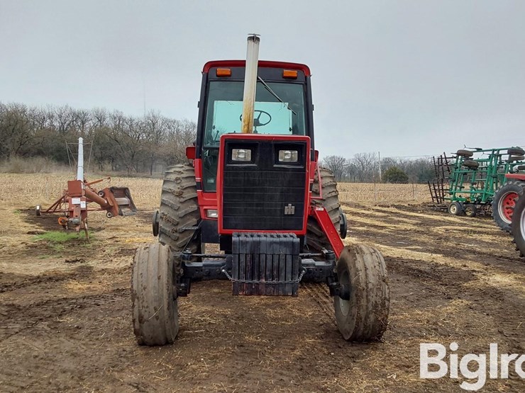 1985-international-5488-image-2