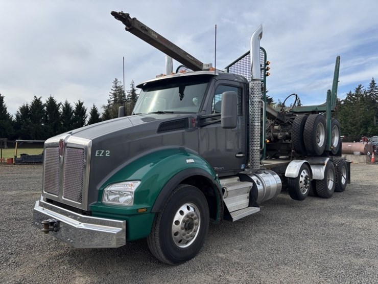 2019-kenworth-t880-image-2