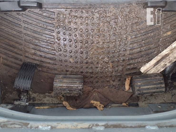 takeuchi-tl6r-image-11