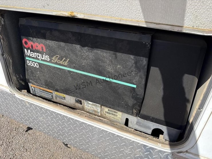 2005-thor-fury-toy-hauler-image-17