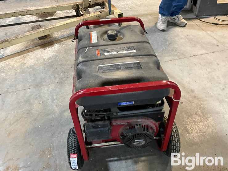 briggs-&-stratton-030210-portable-generator-image-6